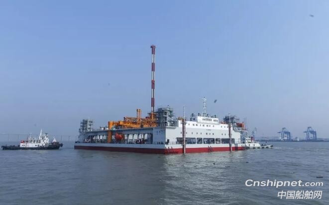世界最大碎石鋪設(shè)整平船“一航津平2”順利完成下水