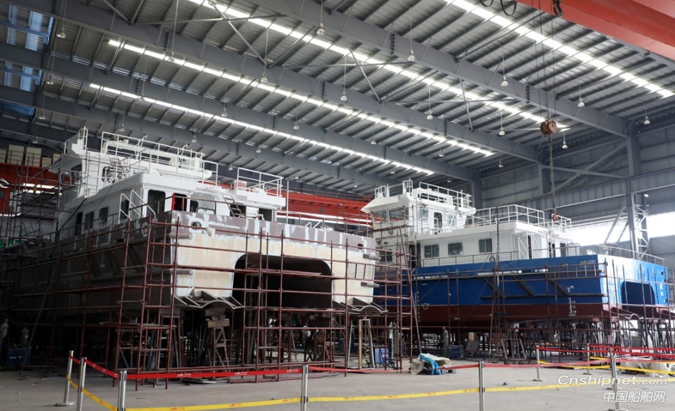江龍船艇新型鋁合金高性能海上風電運維船成功下水