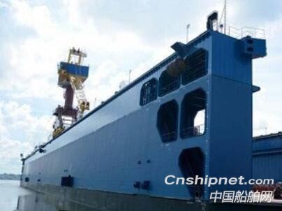 上海華潤大東船務(wù)工程交付一艘2.2萬噸舉力浮船塢