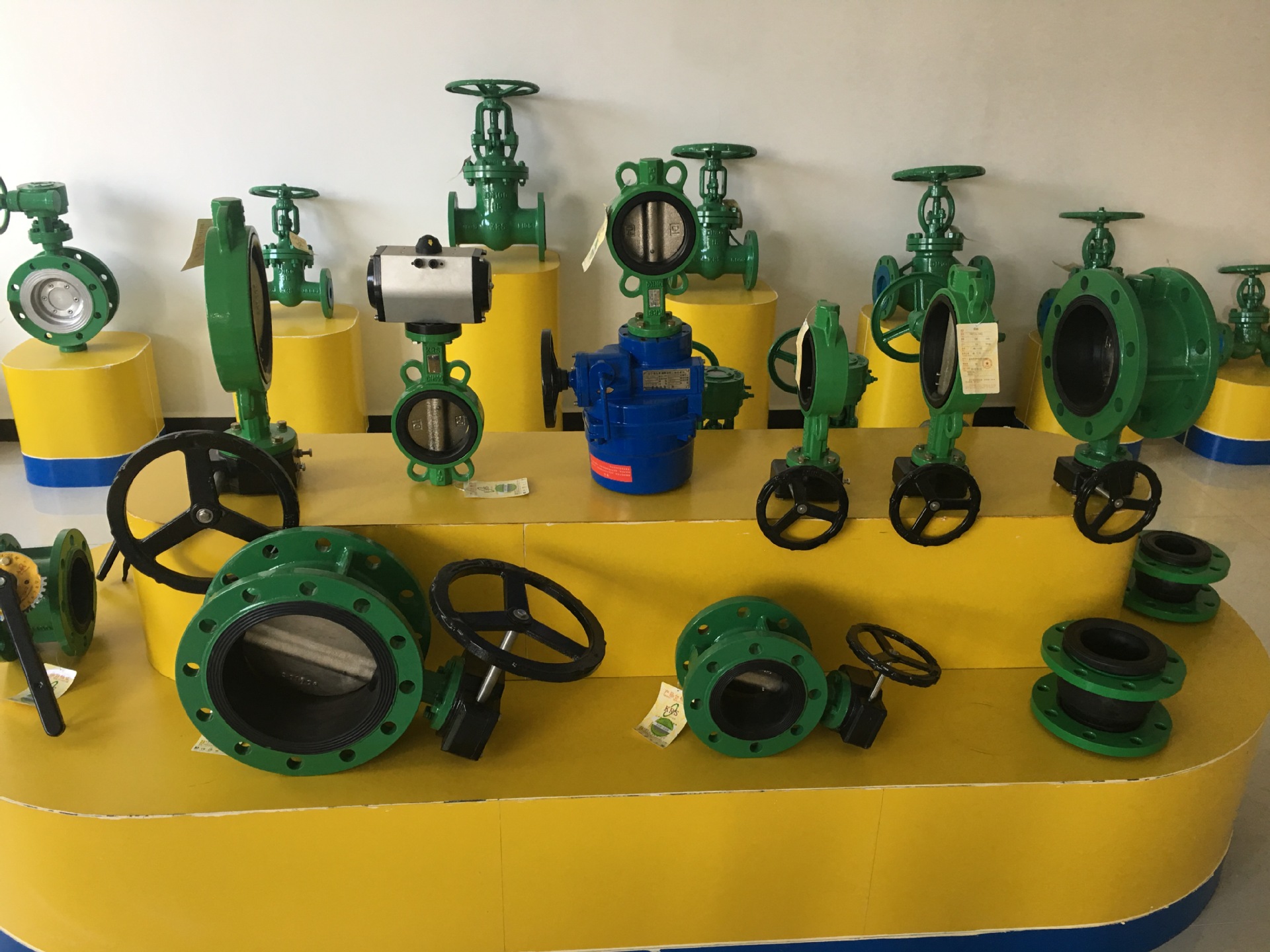 手動對夾式蝶閥/廠家規(guī)格型號D71X/F/D371X/F(圖1)