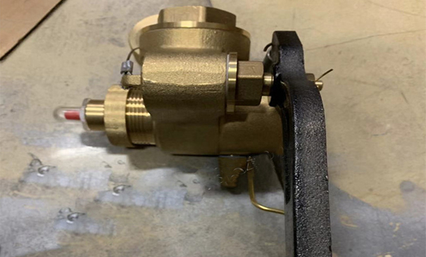 船用閘閥型測深自閉閥 JIS F3019實物圖2 船用閘閥型測深自閉閥 JIS F3019實物圖